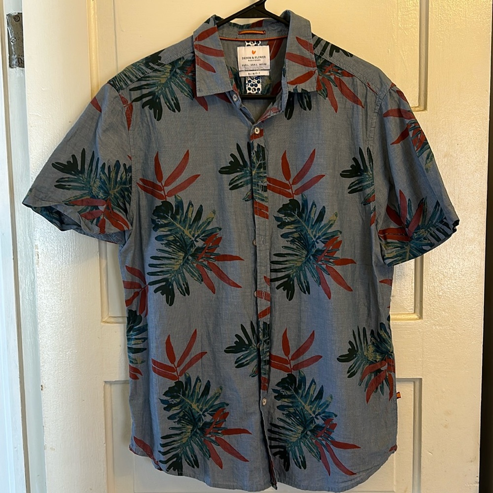 Men's short sleeve button up